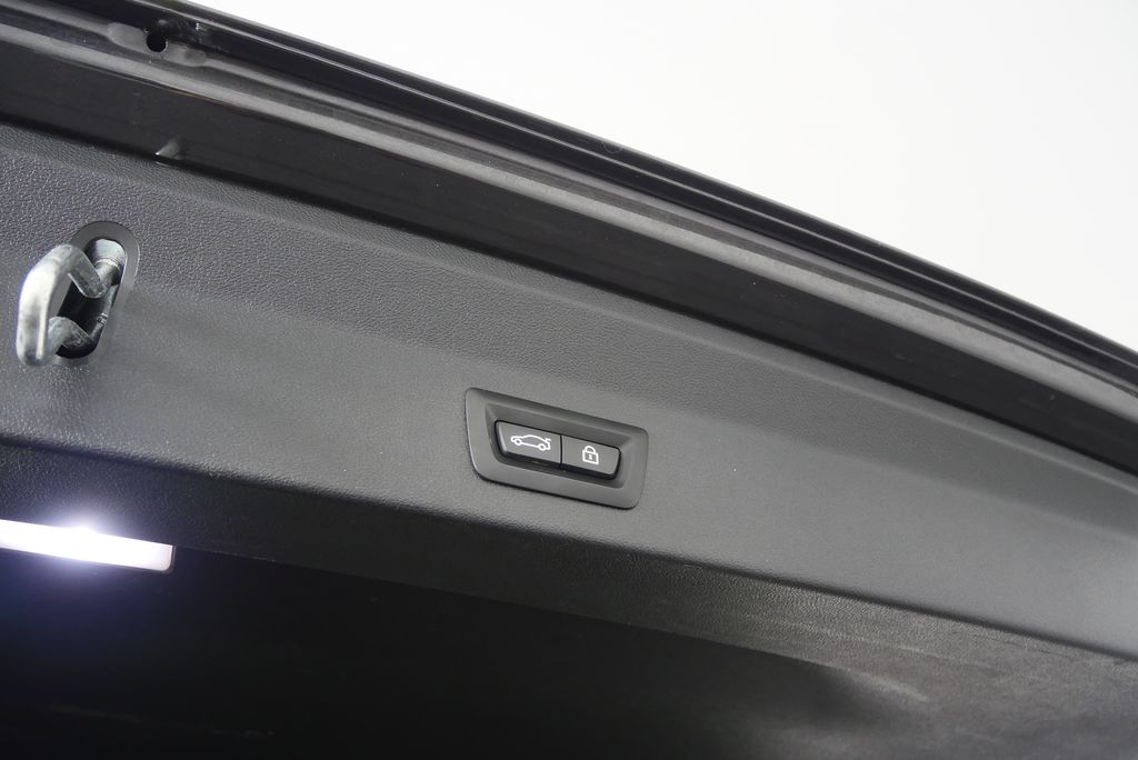 Thumbnail: 2023 BMW X3 - 18