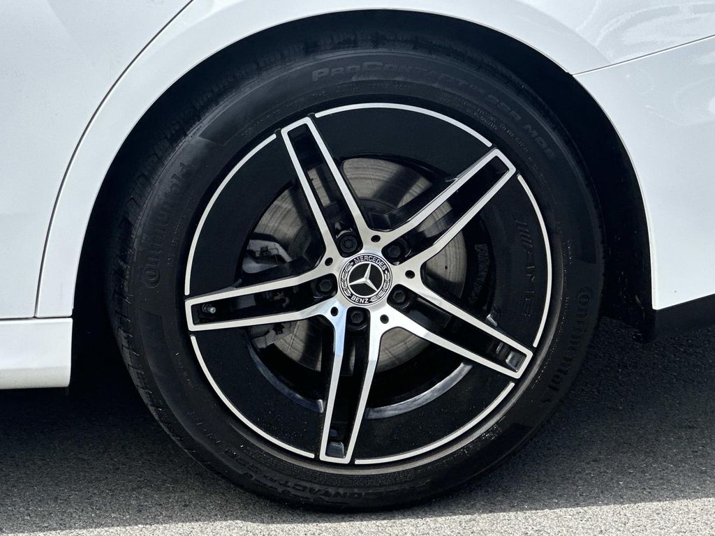 Thumbnail: 2025 Mercedes-Benz E-Class - 18