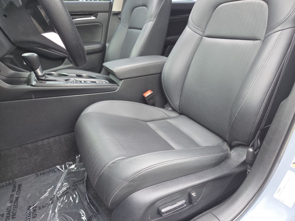 Used 2023 Black Honda Touring image 29
