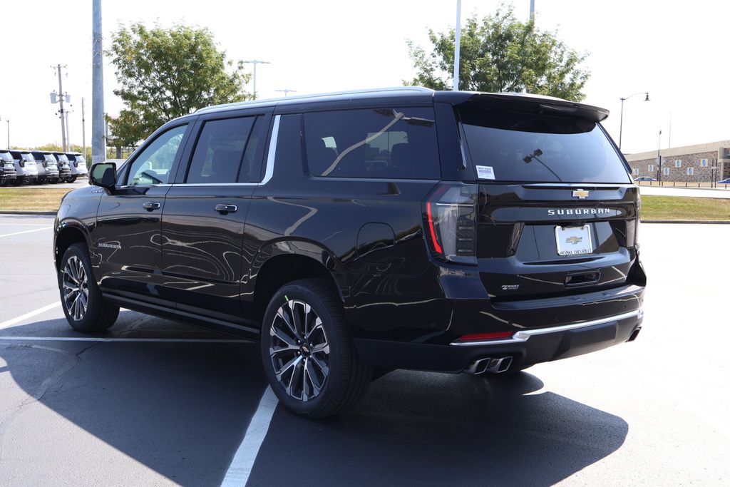 Thumbnail: 2025 Chevrolet Suburban - 5
