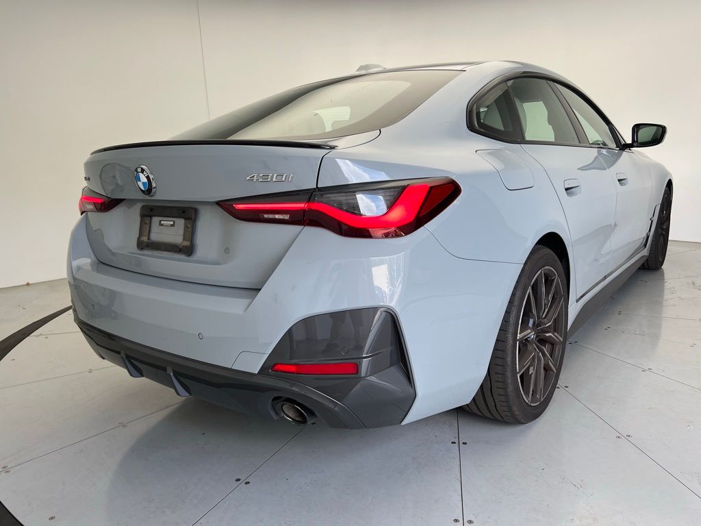 Thumbnail: 2023 BMW 4 Series - 3