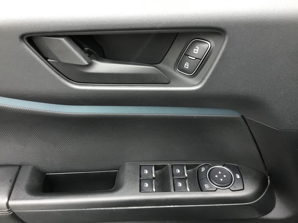 Thumbnail: 2023 Ford Bronco Sport - 18