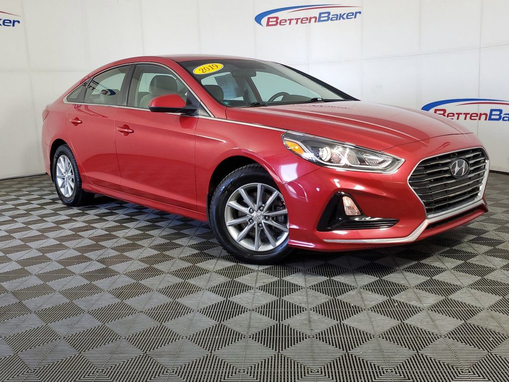 2019 Hyundai Sonata SE 32