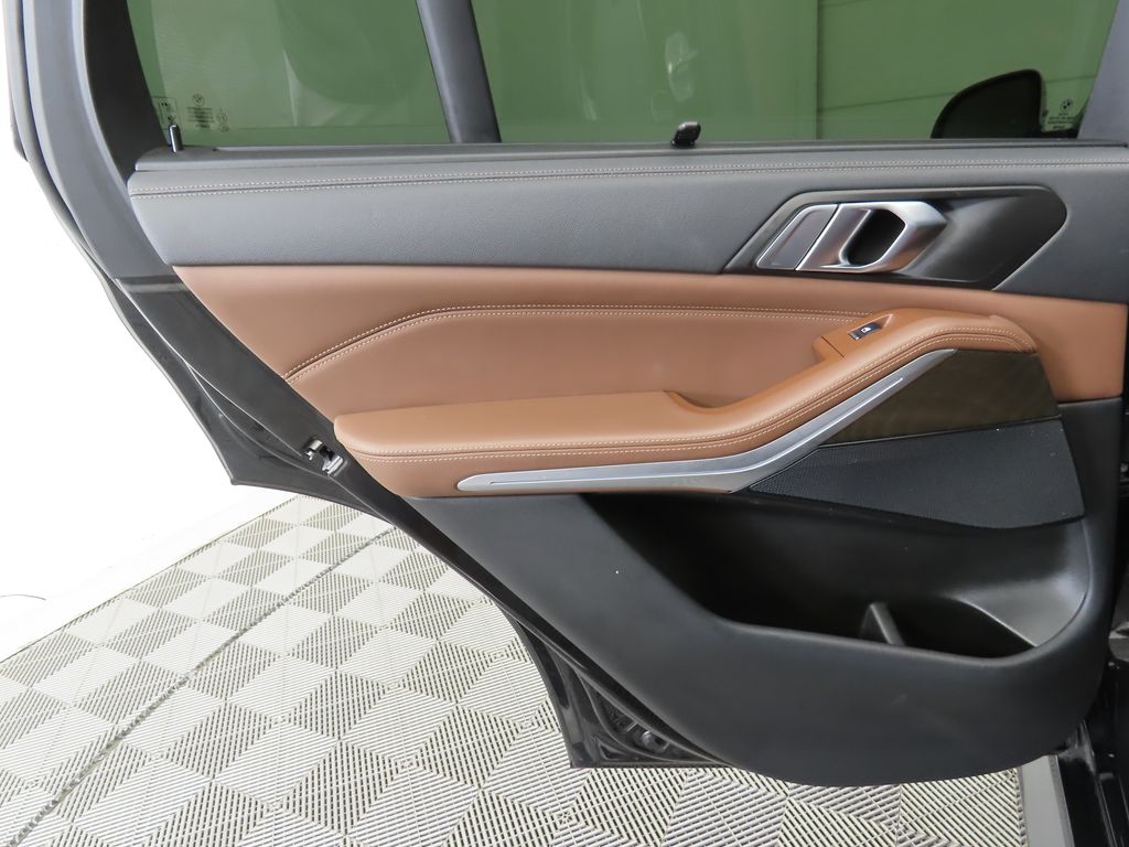 2022 BMW X5 xDrive40i 26
