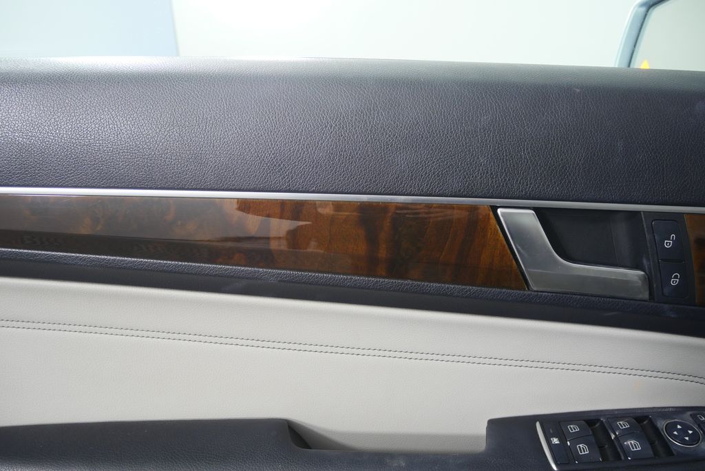 Thumbnail: 2014 Mercedes-Benz E-Class - 8