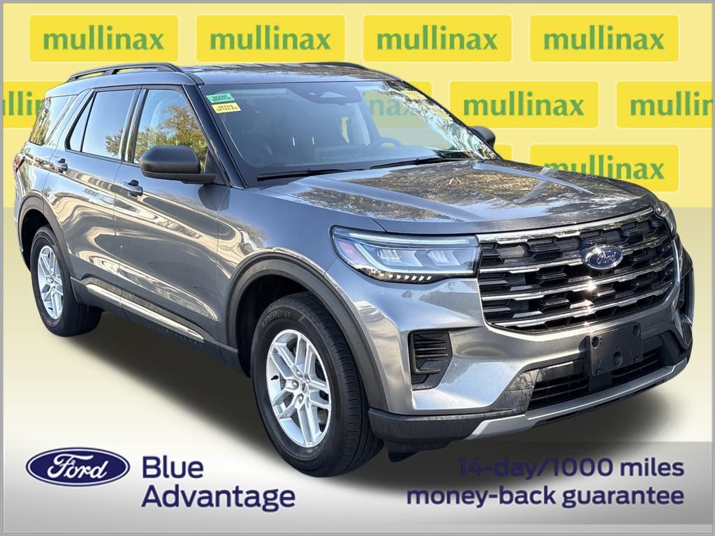 Certified Used 2025 Gray Ford Active image 2