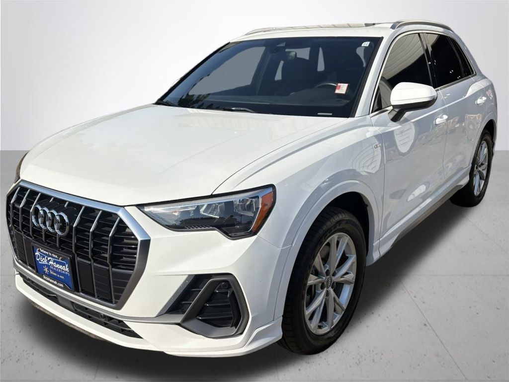 2021 Audi Q3 Premium