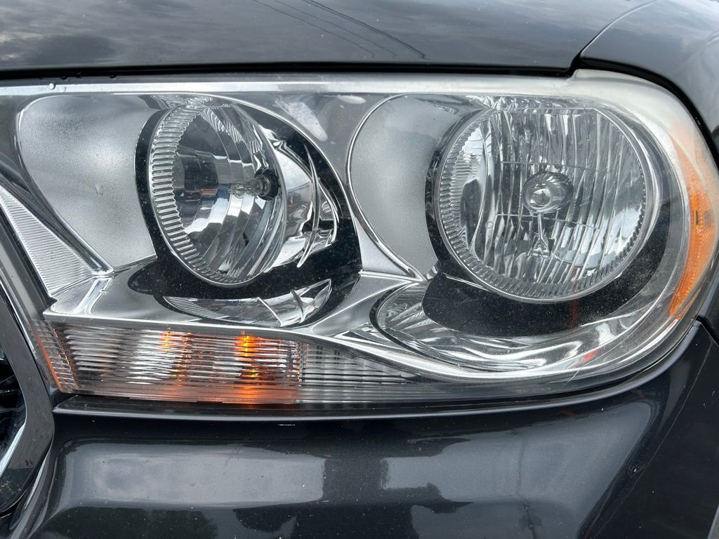 Thumbnail: 2011 Dodge Durango - 9