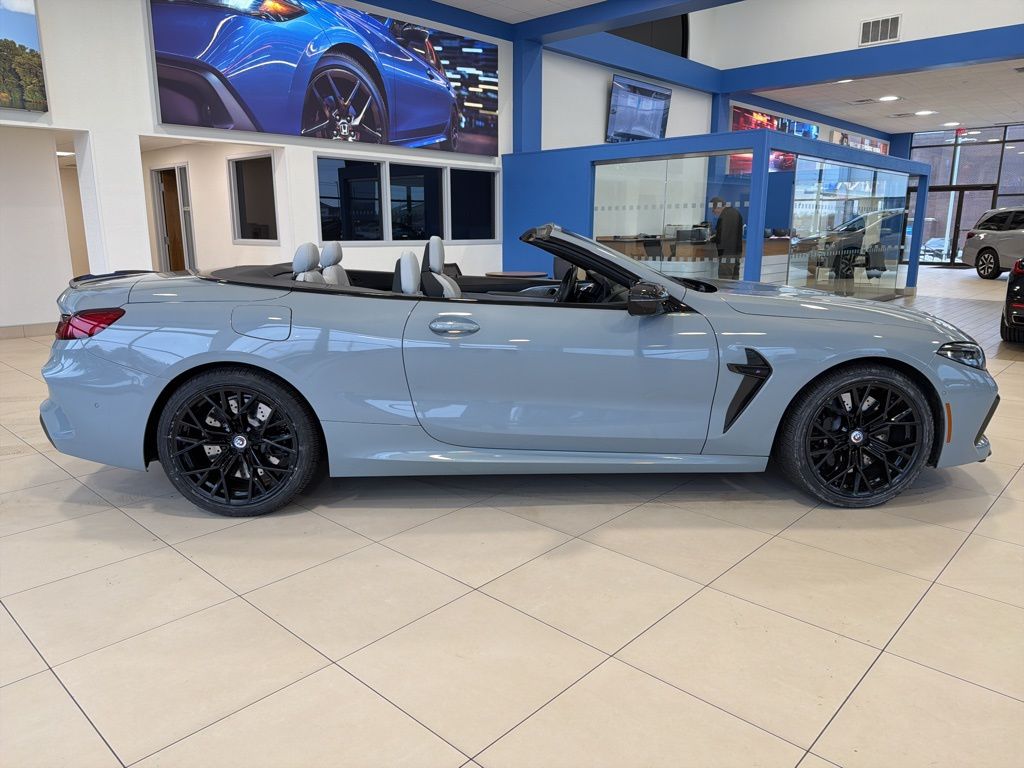 Thumbnail: 2023 BMW M8 - 6