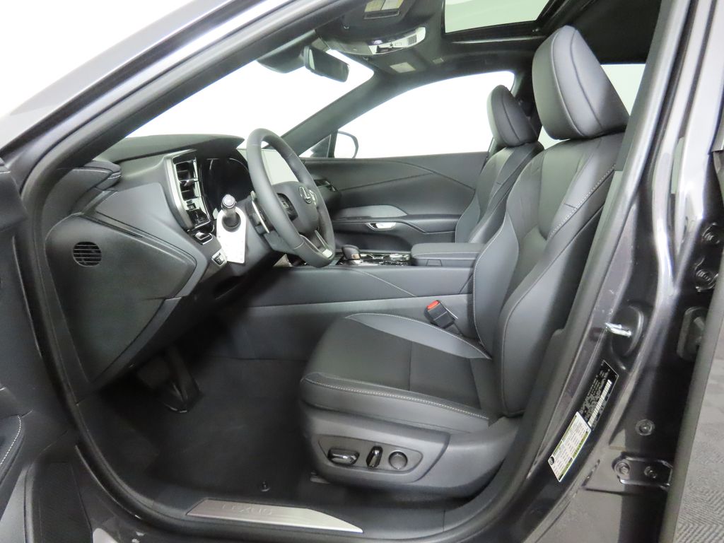 Thumbnail: 2025 Lexus RX - 19