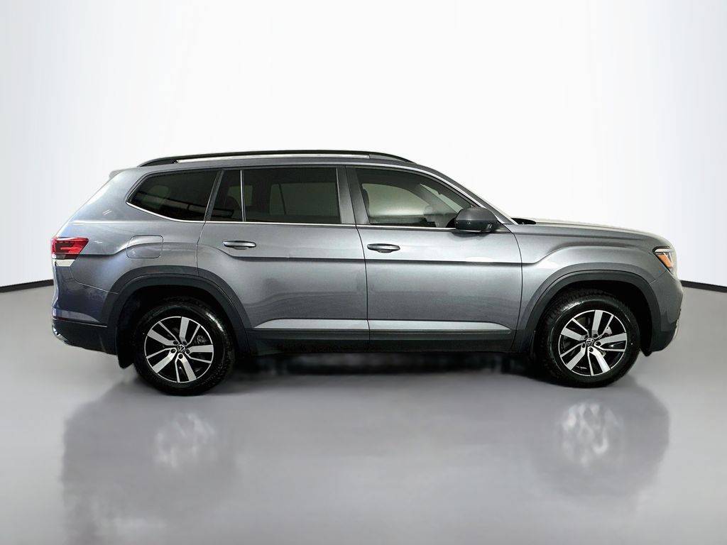 Thumbnail: 2022 Volkswagen Atlas - 4