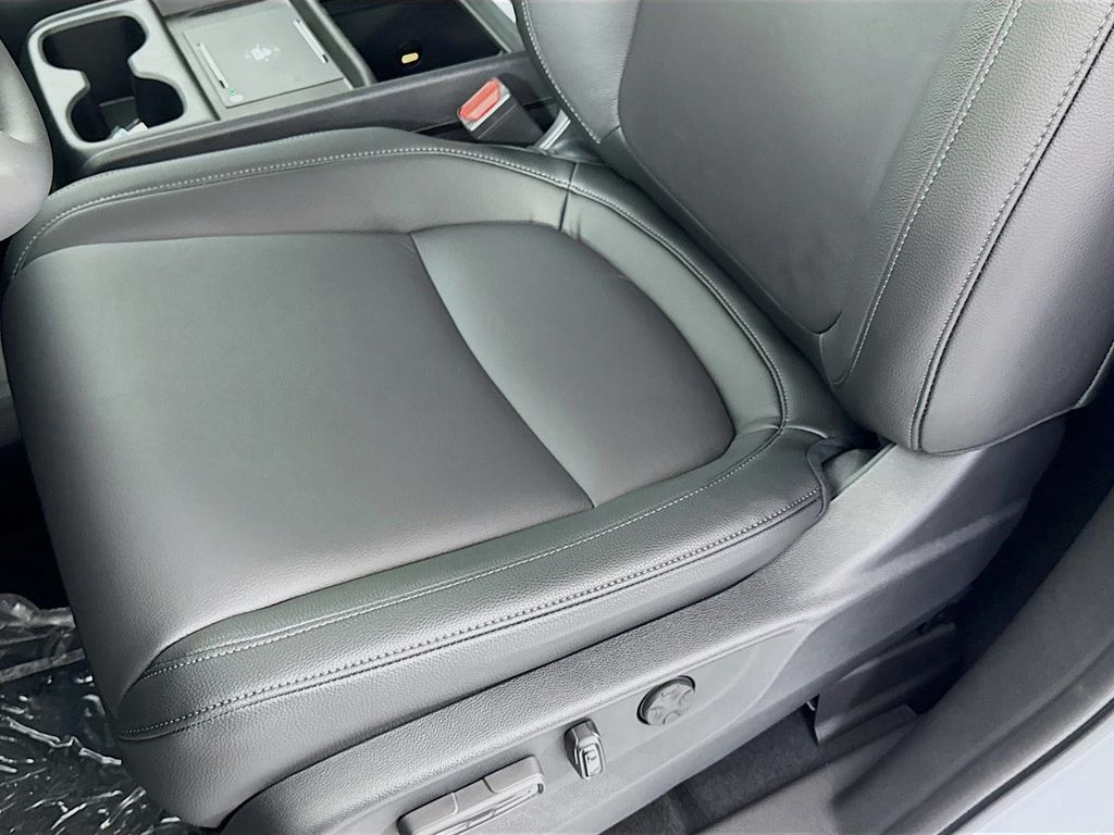 Used Car 2025 Honda Odyssey  Ex-l For Sale Under $40,000 In Austin, Texas