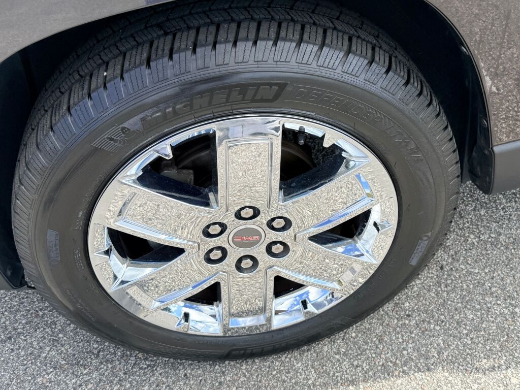 Thumbnail: 2017 GMC Acadia - 16