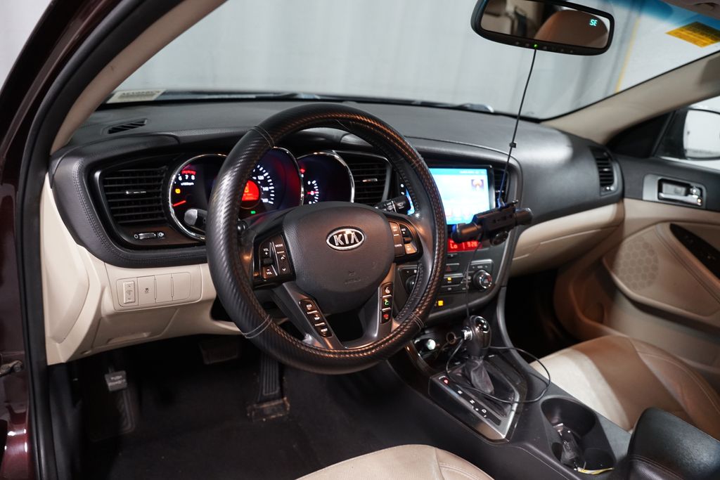 Thumbnail: 2013 Kia Optima - 7