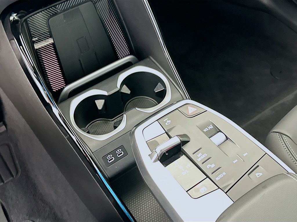 Thumbnail: 2025 BMW X1 - 16