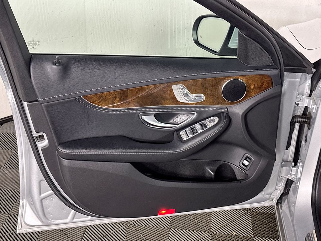 2015 Mercedes-Benz C-Class C 300