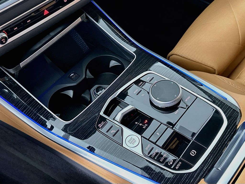 Thumbnail: 2025 BMW X5 - 17