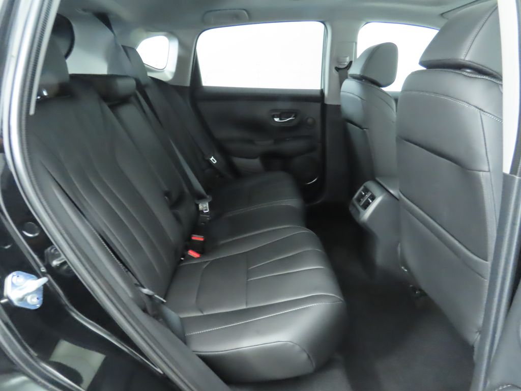 2025 Acura ADX  23