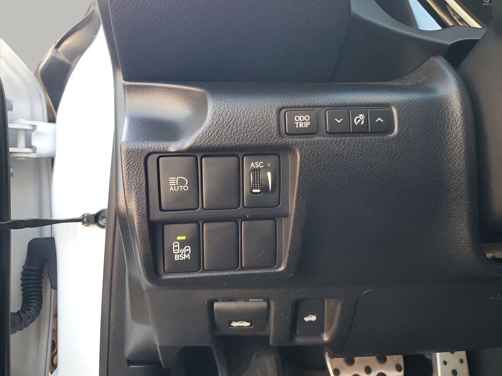 Used Car 2018 Lexus Is  300 For Sale Under $25,000 In Austin, Texas