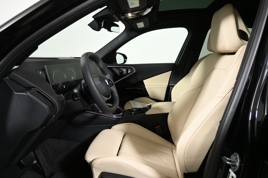 Thumbnail: 2026 BMW X3 - 3