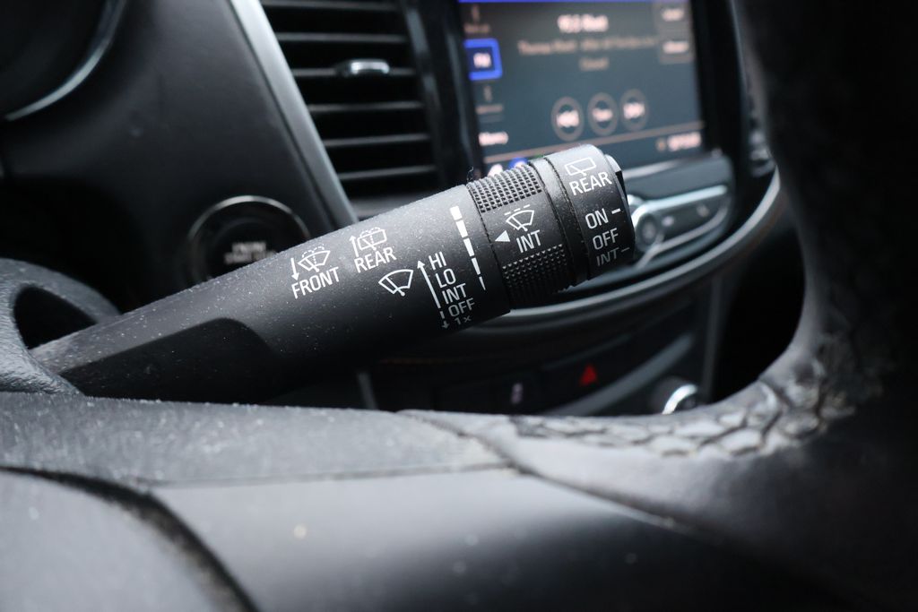 Thumbnail: 2020 Chevrolet Trax - 21