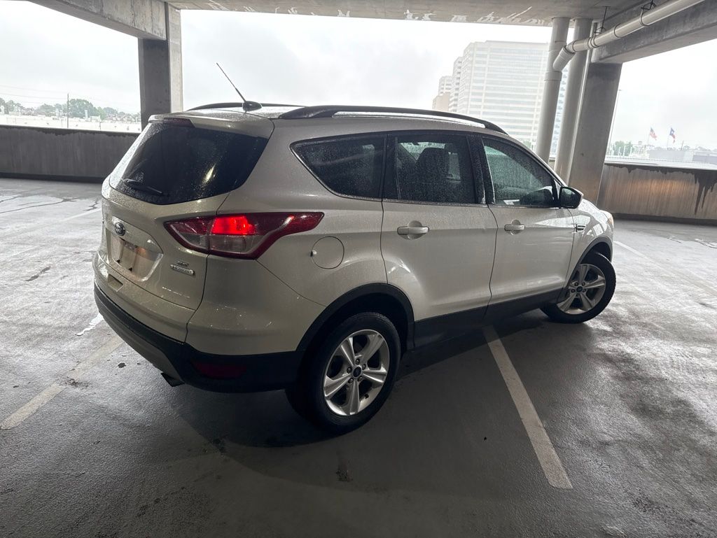 2016 Ford Escape SE White at Autostrade