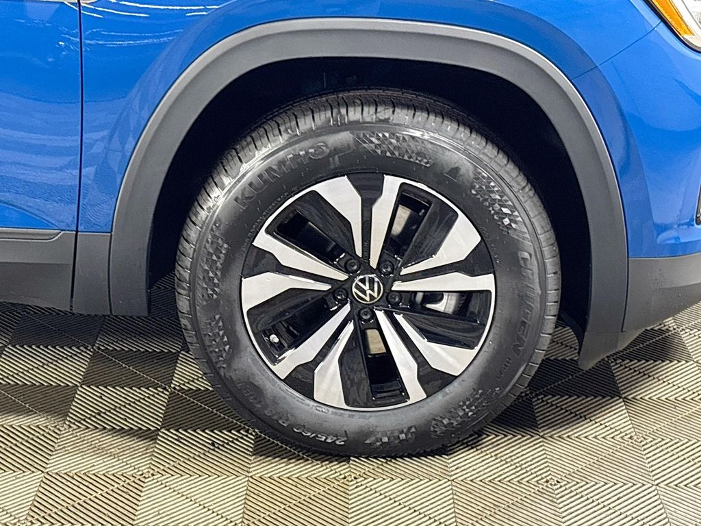 2025 Volkswagen Atlas Cross Sport 2.0T SE