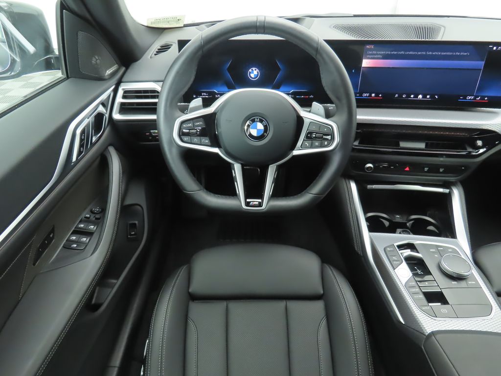 Thumbnail: 2025 BMW 4 Series - 10