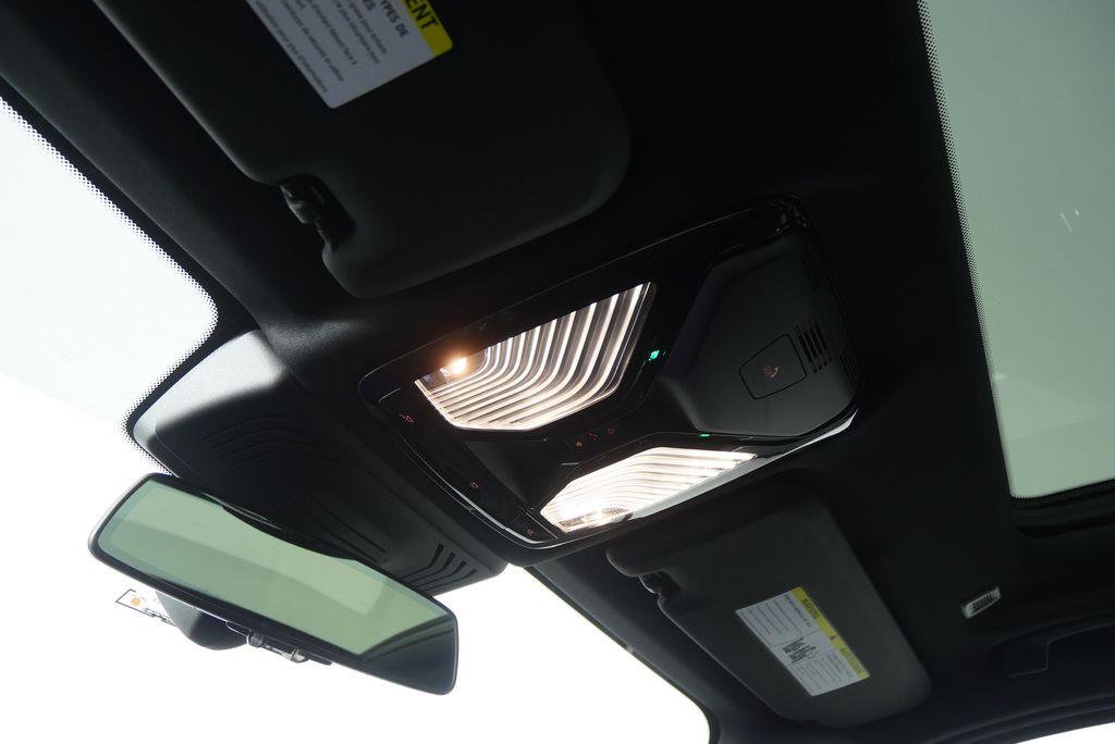 Thumbnail: 2023 BMW X3 - 24