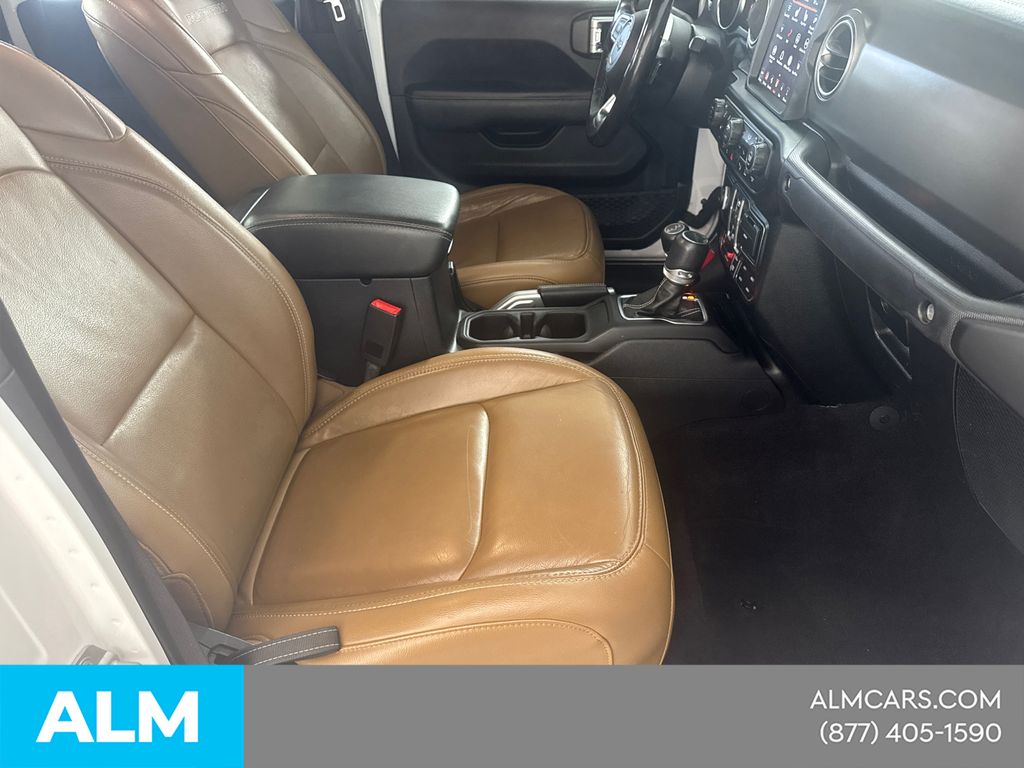 Used 2020 White Jeep Rubicon image 17