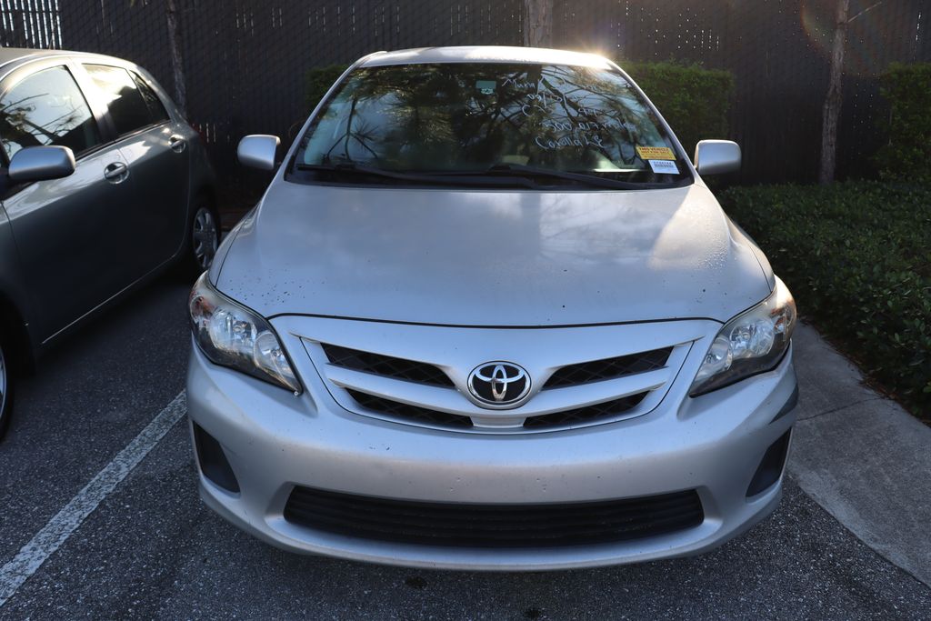 2011 Toyota Corolla LE 5