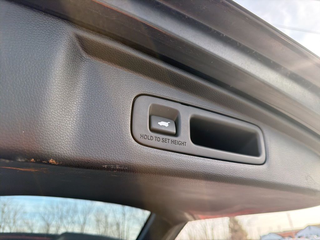 Thumbnail: 2023 Honda CR-V - 23