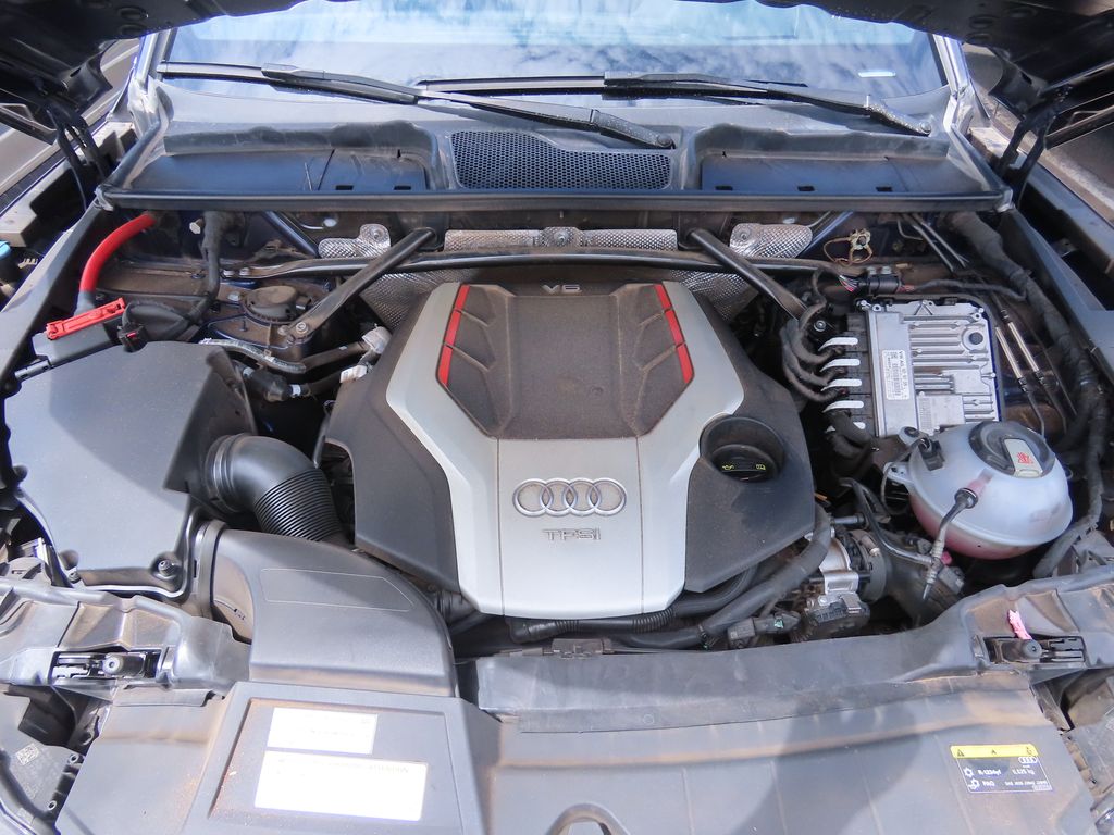 Thumbnail: 2019 Audi SQ5 - 13