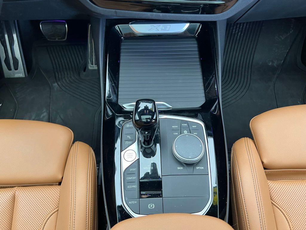 Thumbnail: 2022 BMW X3 - 11
