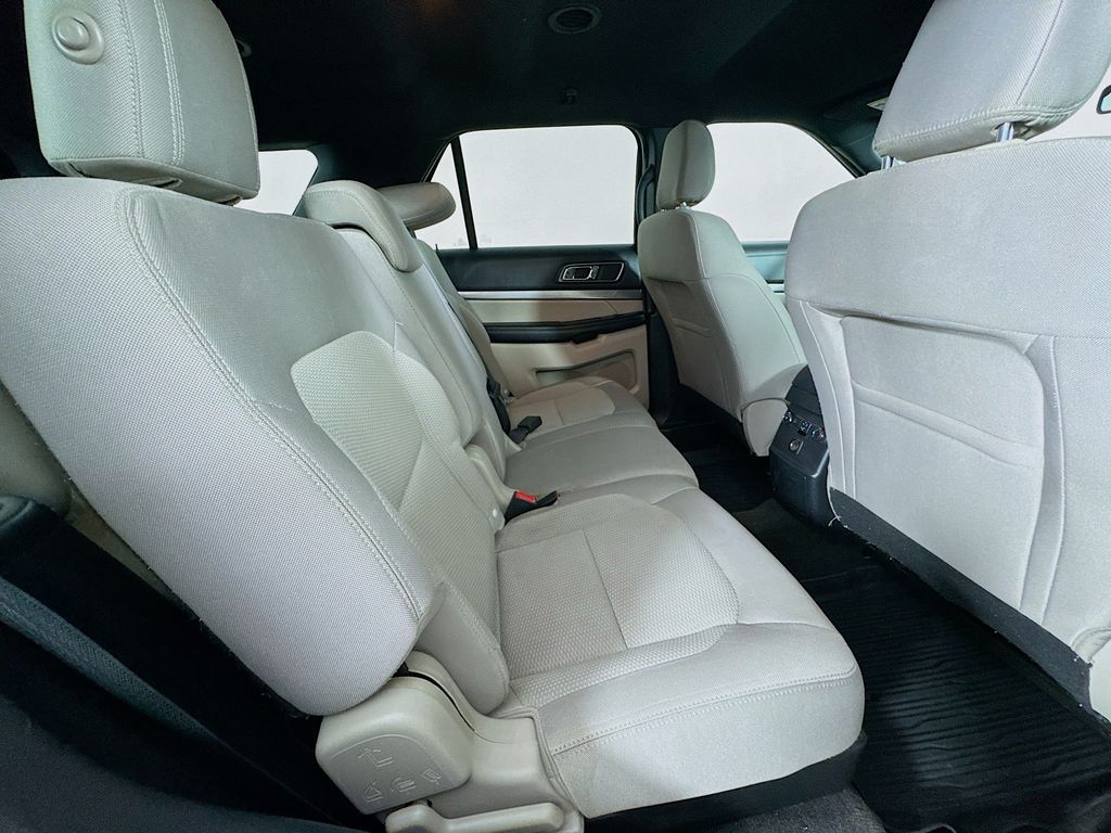 Used Car 2018 Ford Explorer  Xlt For Sale Under $12,000 In Austin, Texas