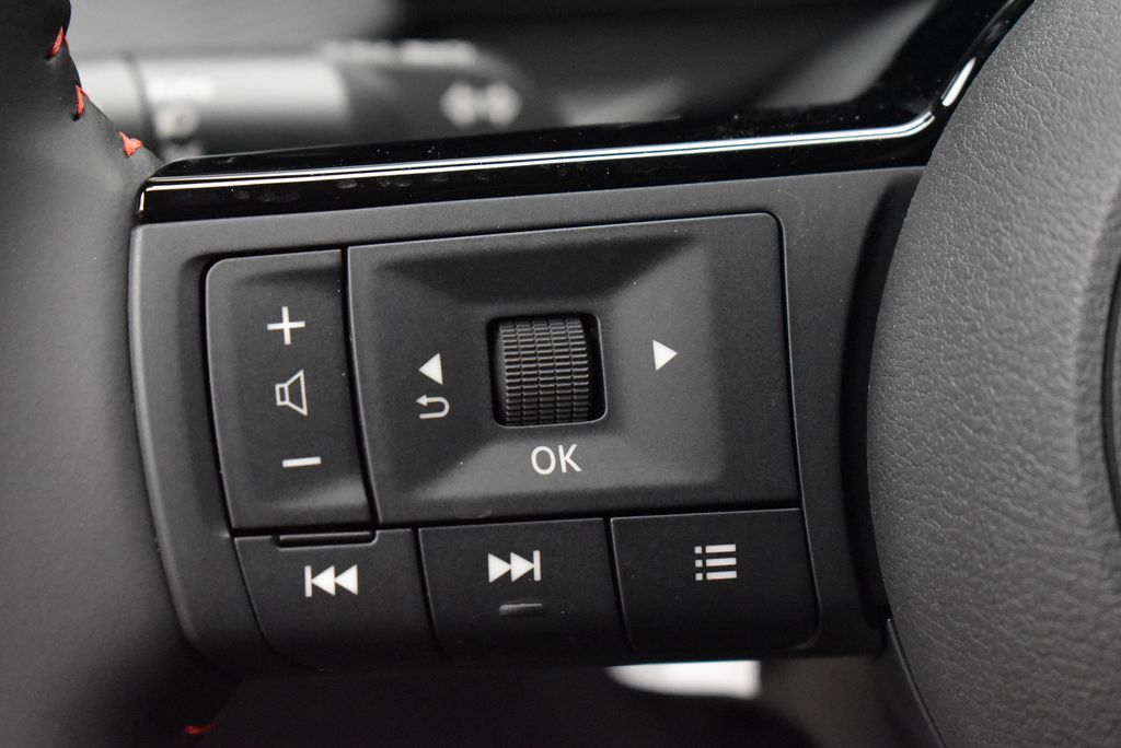 Thumbnail: 2026 Nissan Kicks - 15