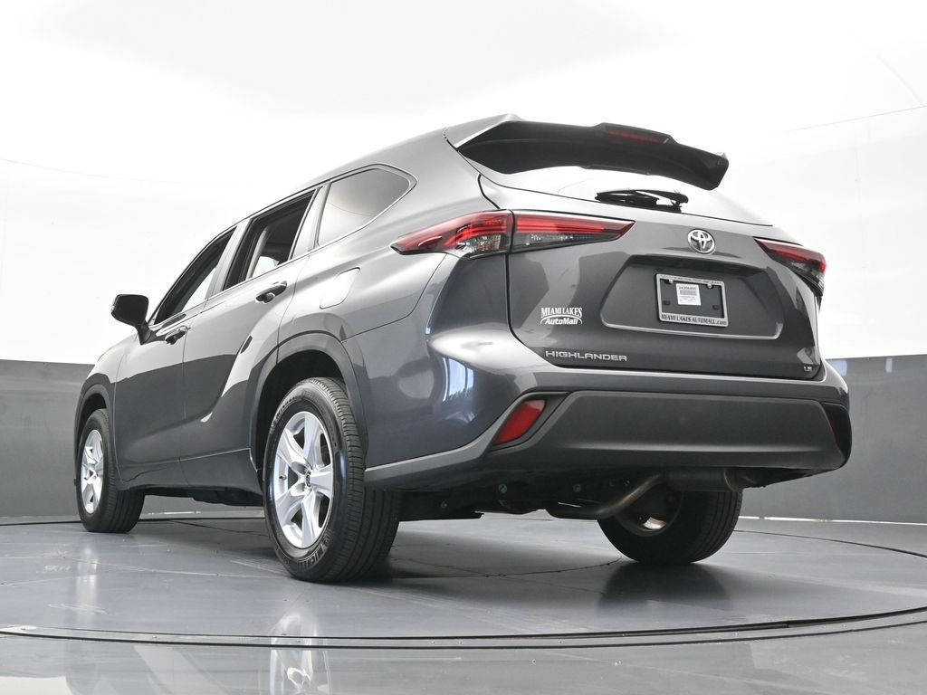 Used 2024 Gray Toyota LE image 87