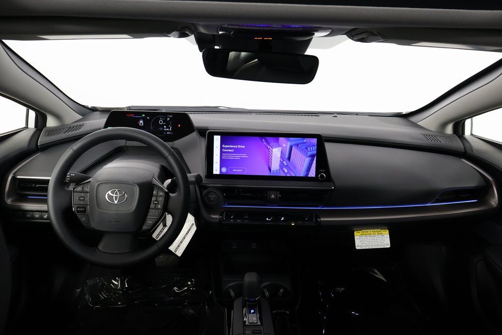 2024 Toyota Prius XLE 4