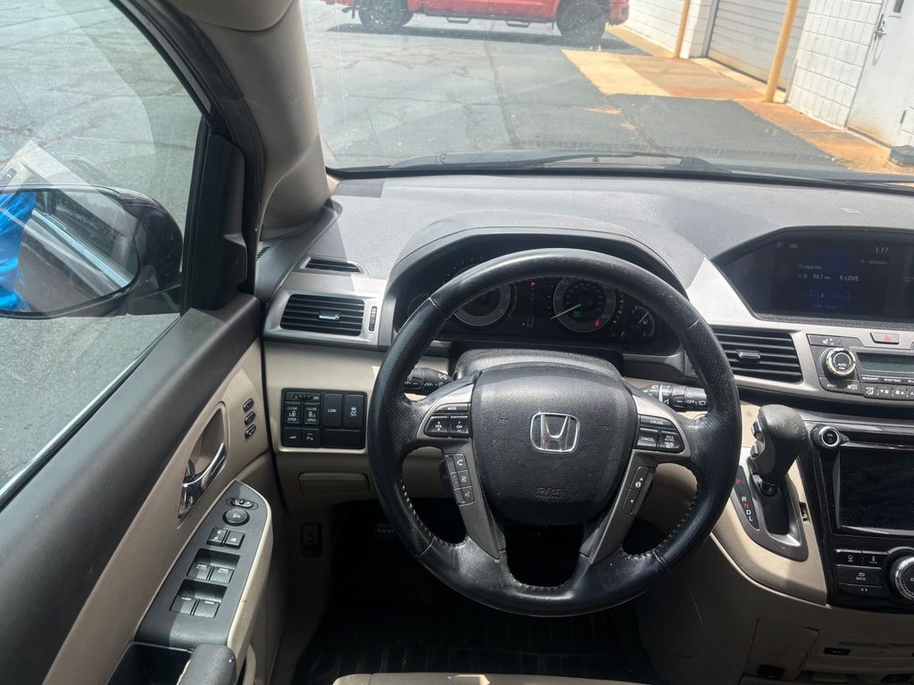 Used 2016 Honda Odyssey Van