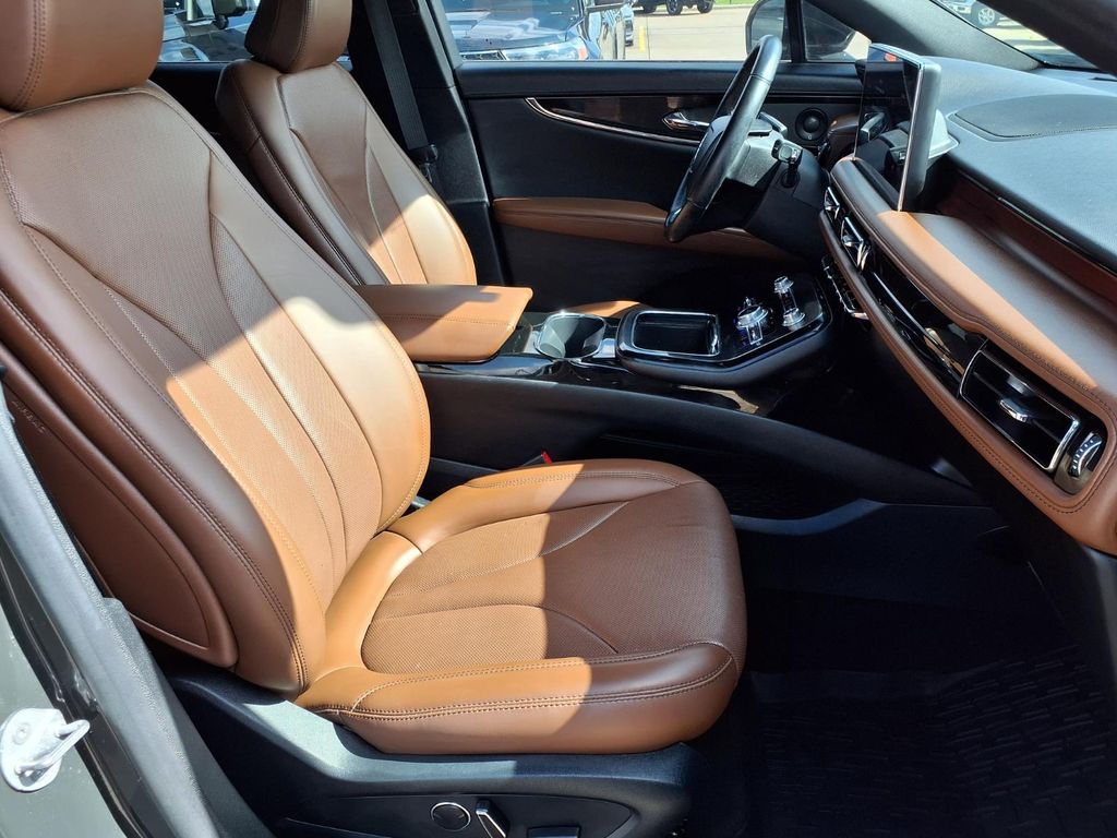 2022 Lincoln Nautilus Reserve Green at Emmons Autoplex