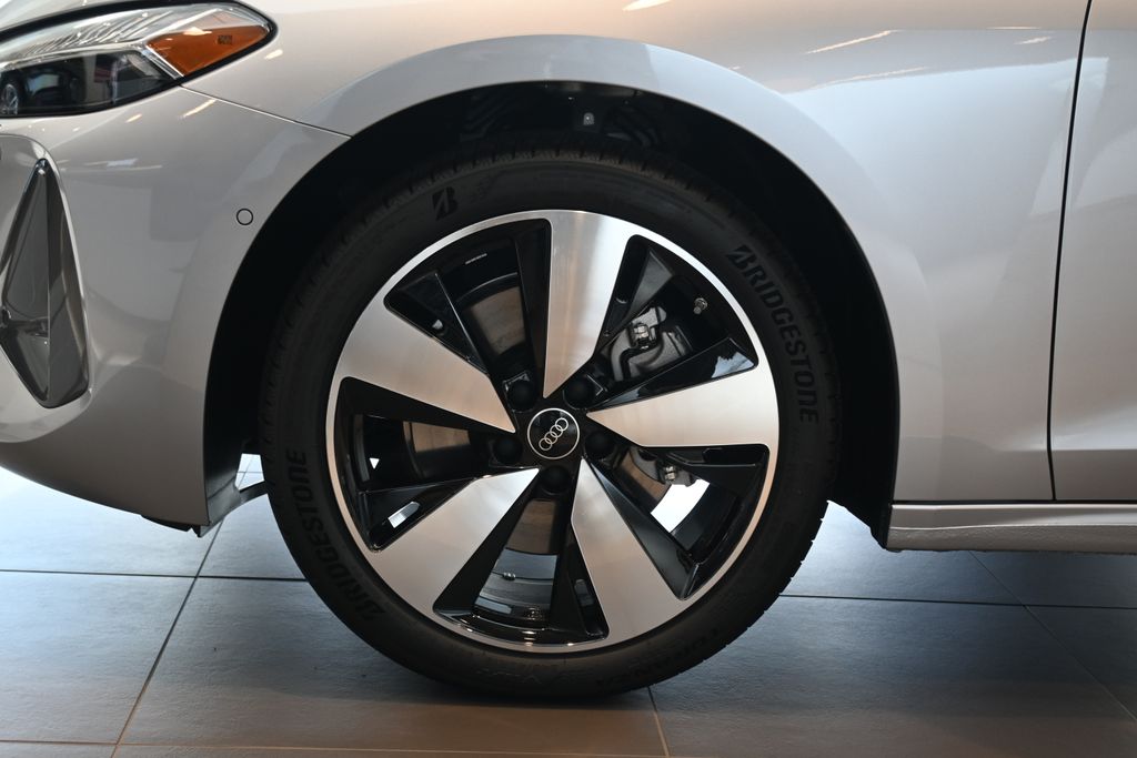 Thumbnail: 2025 Audi A5 - 10