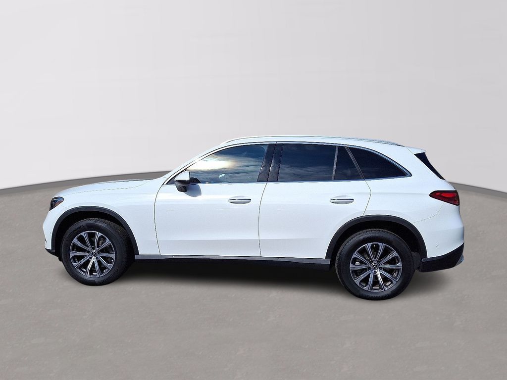 Thumbnail: 2026 Mercedes-Benz GLC - 7