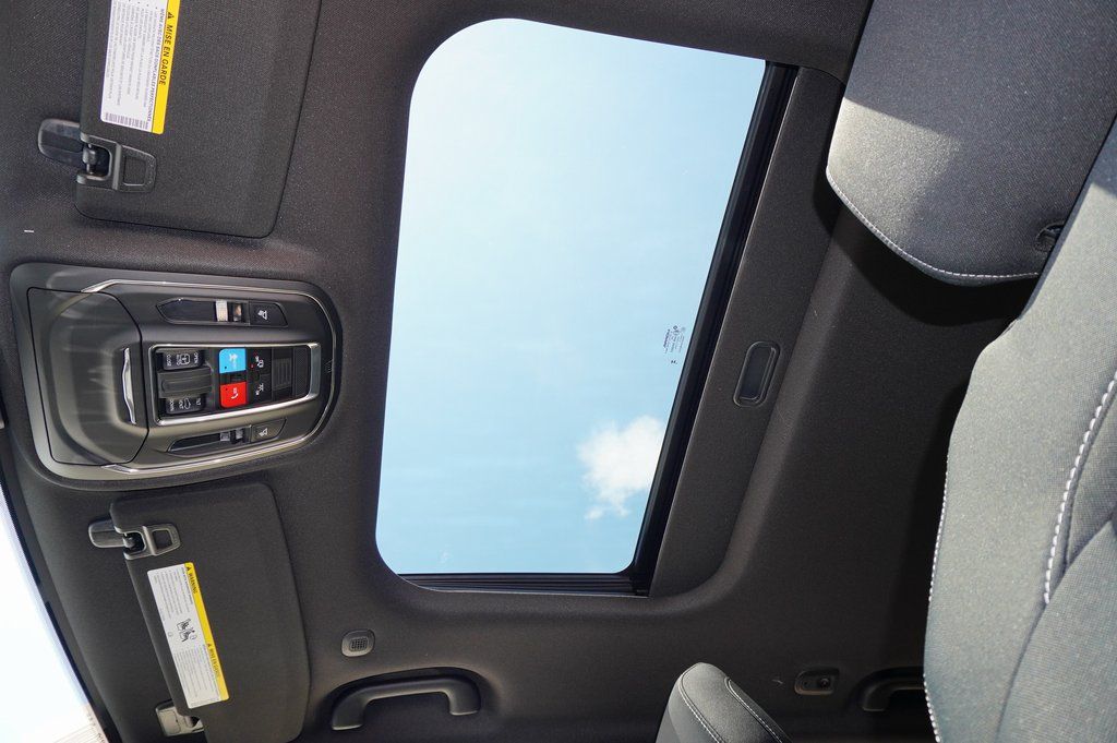 New Car 2025 Jeep Grand Cherokee  Laredo X For Sale Under $40,000 In Weatherford, Texas