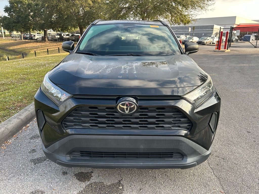 Thumbnail: 2019 Toyota RAV4 - 8