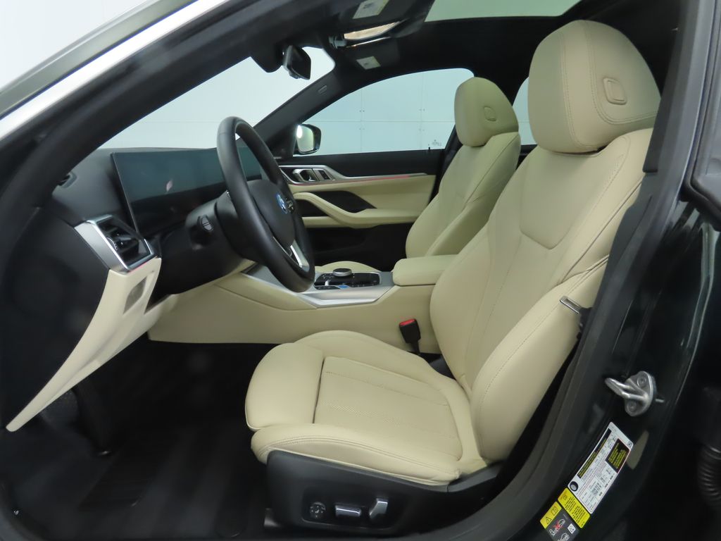 Thumbnail: 2023 BMW i4 - 20