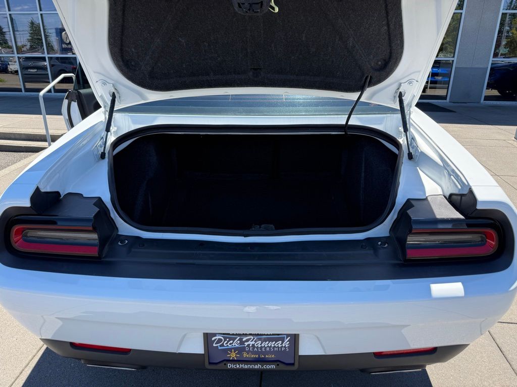 2020 Dodge Challenger SXT