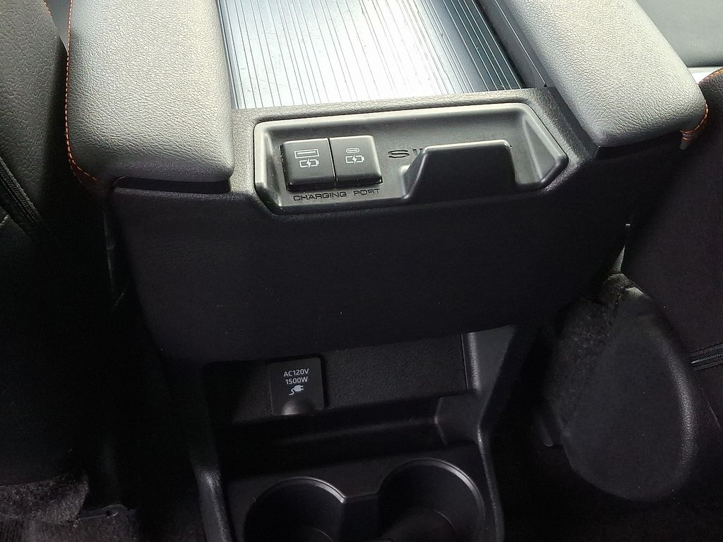 Thumbnail: 2022 Toyota Sienna - 12