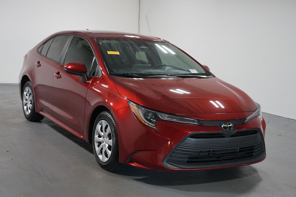 Thumbnail: 2024 Toyota Corolla - 3