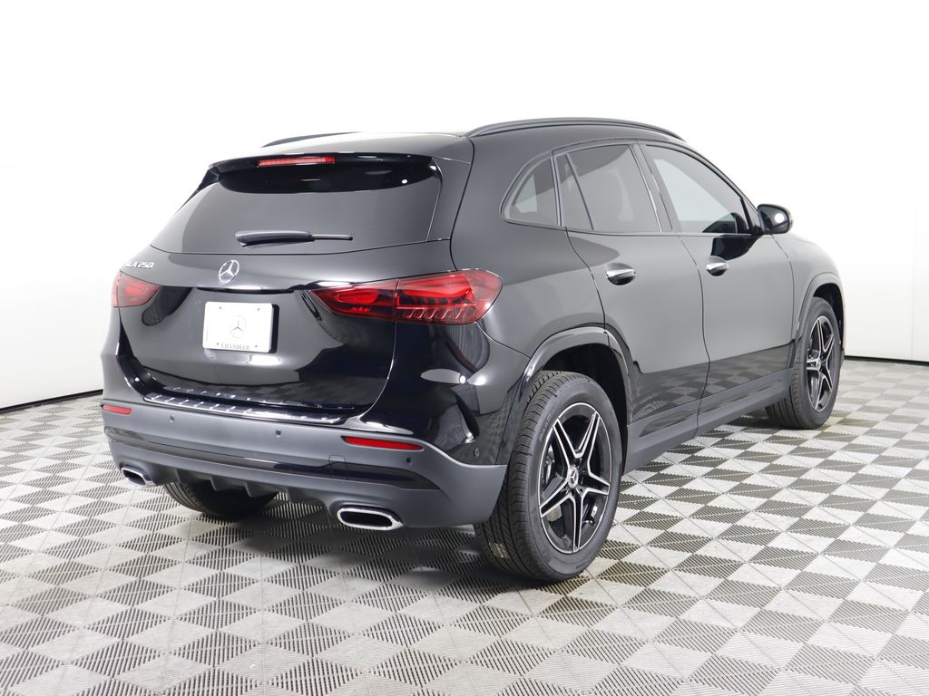 2025 Mercedes-Benz GLA 250 5