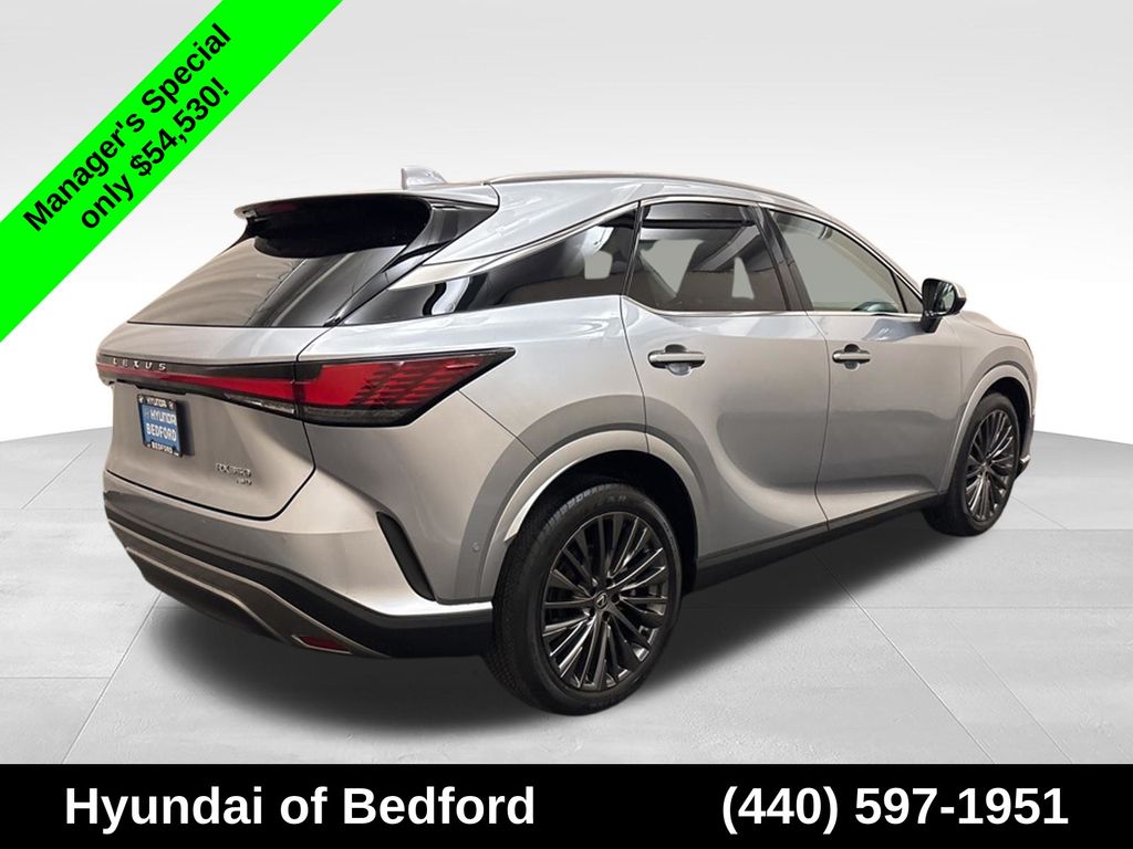 2024 Lexus RX 350 Luxury - Image 5